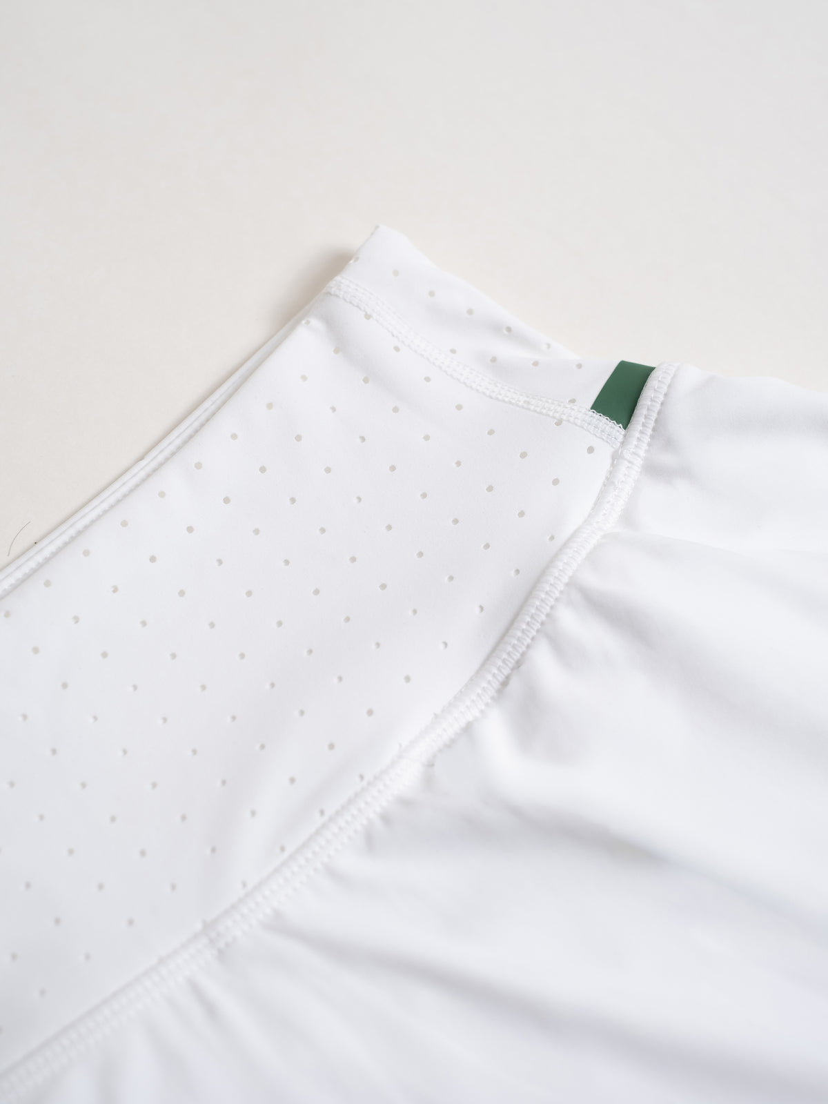 BreezeTec Bottom - White
